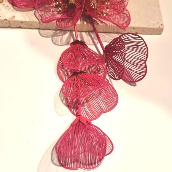 New ZARA cascading flowers choker necklace in fuchsia,a reddish-purple - Picture 5 of 12